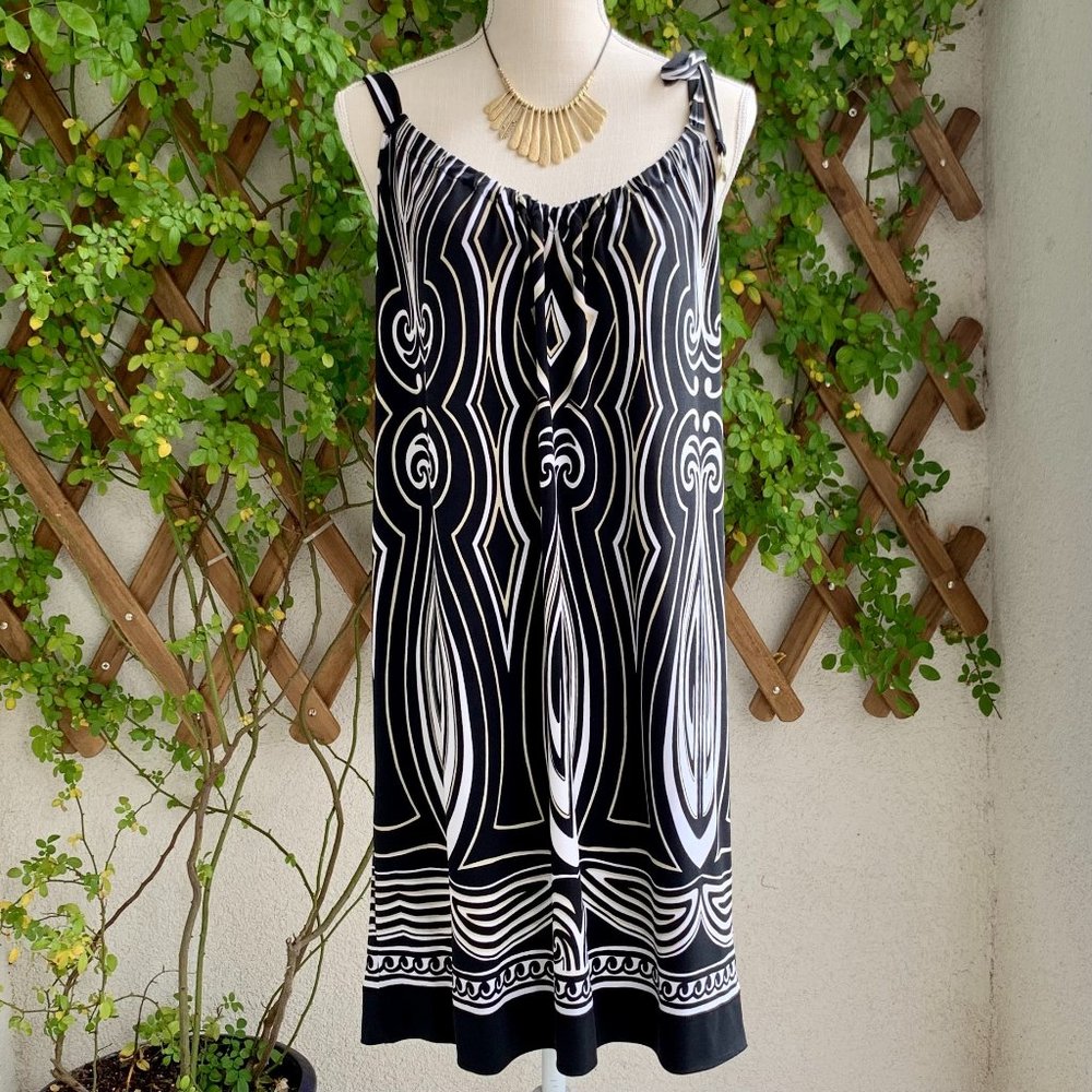 White House Black Market Geometric Sleeveless Black White Tan Shift Dres…